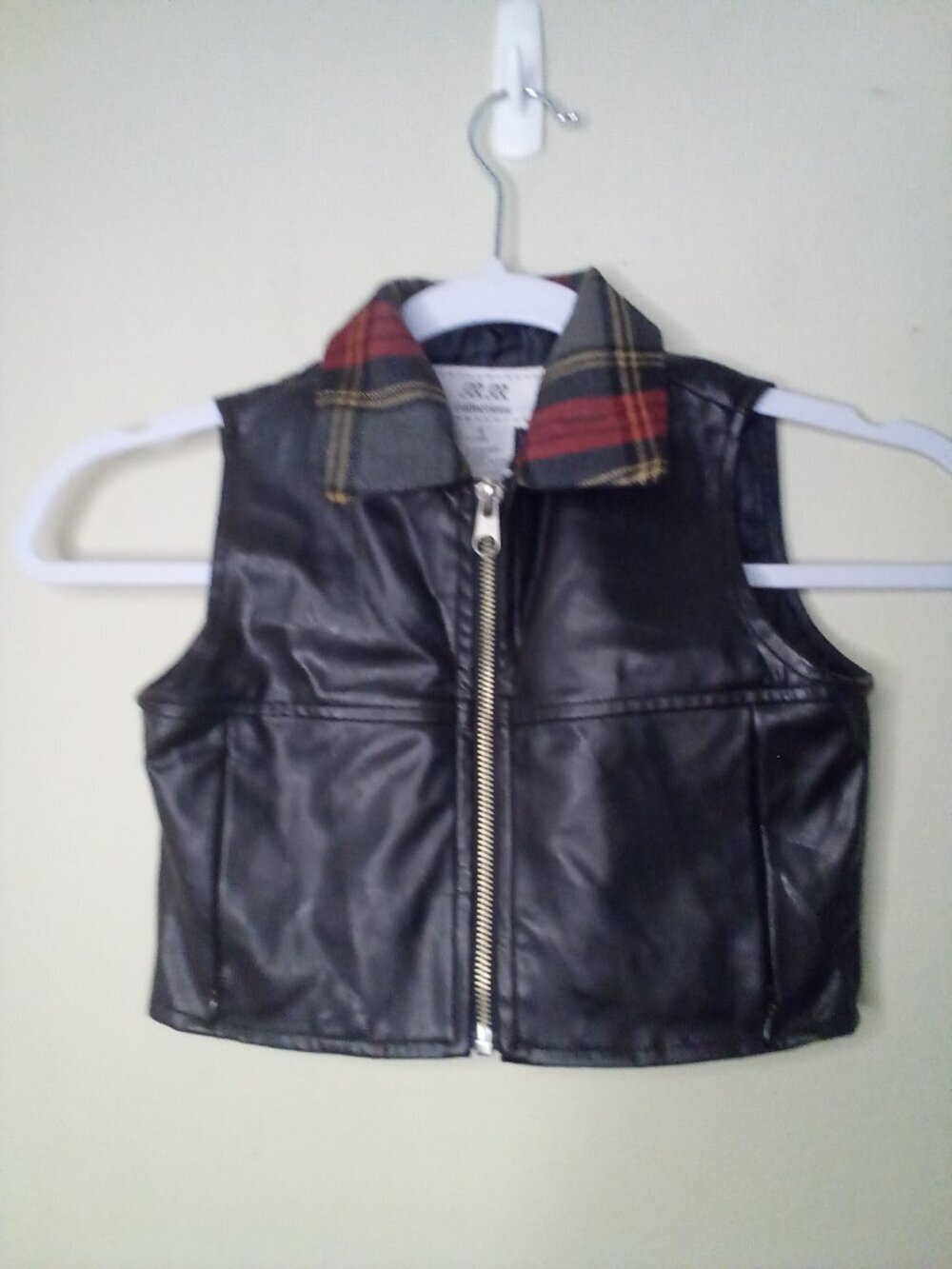 BB Collections Faux Leather Vest Kids Girls 4 Full Zip Sleeveless Plaid Pockets